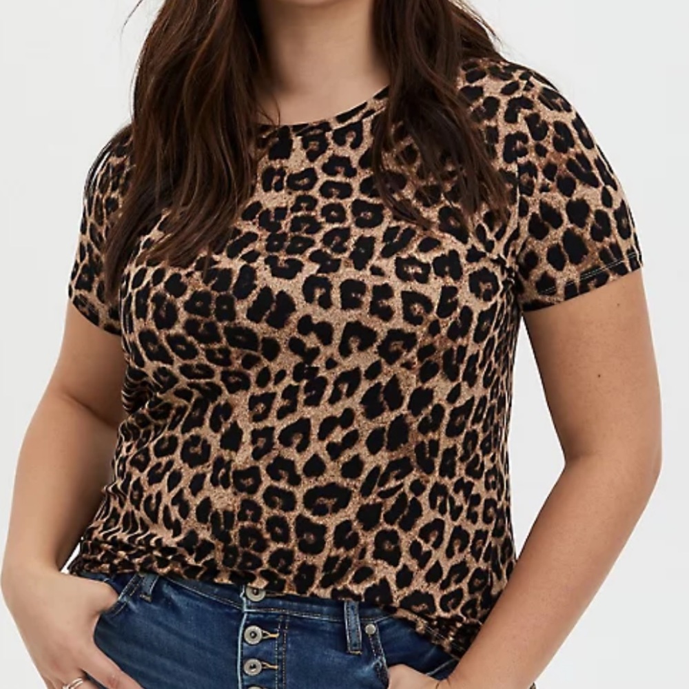 Torrid Size 1 Super Soft animal leopard print slim fit knit top